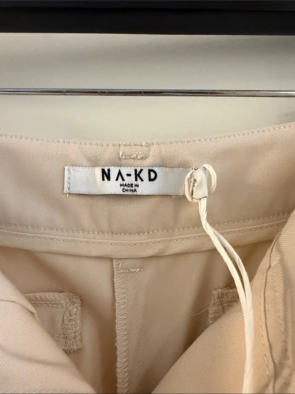 NWT NA-KD Women’s Straight-Leg Dress Pants in Light Beige